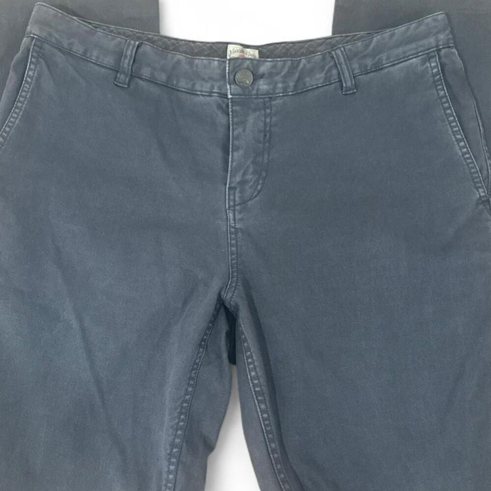 Faherty Navy Denim Jeans Relaxed Fit Size 34 Pants